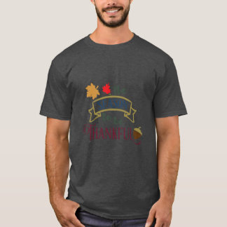 The season to be thankful Funny Fall Design Oversi Tシャツ