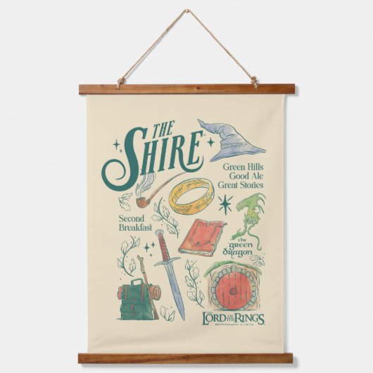 THE SHIRE™ 水彩コラージュ グラフィック 吊り下げ型タペストリー (正面)
