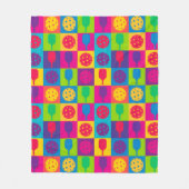 The Snuggle‑Serve Fleece Blanket フリースブランケット (正面)