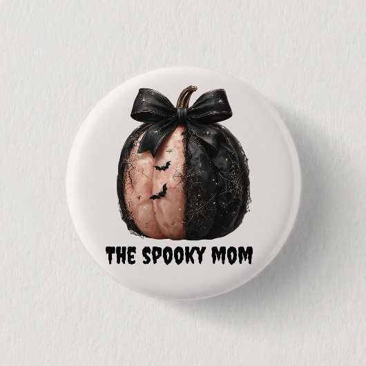 The Spooky Mom Halloween Pumpkin 缶バッジ (正面)