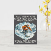 The Still Go Skiing In Their Seventies Funny Skier カード (黄色い花)