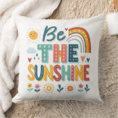 The Sunshine Typography Throw Pillow with Rainbow クッション (ブランケット)