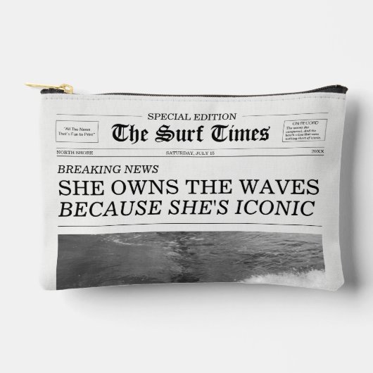 The Surf Times Newspaper She Owns The Waves アクセサリーポーチ (正面)