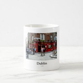 The Temple Bar, Dublin, Ireland コーヒーマグカップ