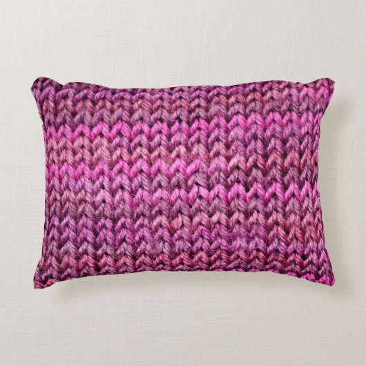 the texture of the knitted fabric with striped pat アクセントクッション (正面)