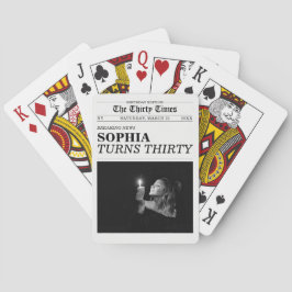 The Thirty Times Newspaper 30歳の誕生日パーティー トランプ