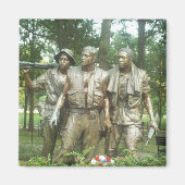 The Three Servicemen Statue マグネット (正面)