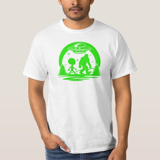 The UFO Conspiracy is Real Tシャツ (正面)