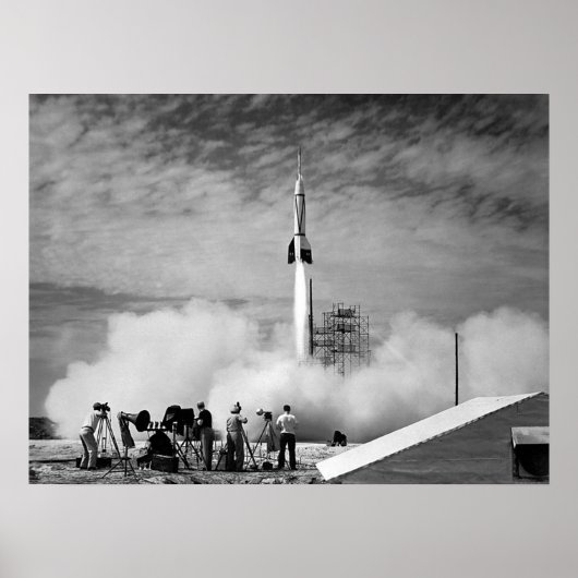 The Very First Rocket Launch At Cape Canaveral ポスター (正面)