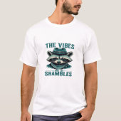 The Vibes Are in Shambles – Funny Cowboy Raccoon V Tシャツ (正面)