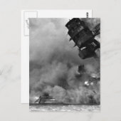 the_Warイメージの後で燃えるUSSアリゾナ ポストカード (正面/裏面)