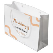 The wedding of add bride groom name date peach ラージペーパーバッグ (裏面アングル)