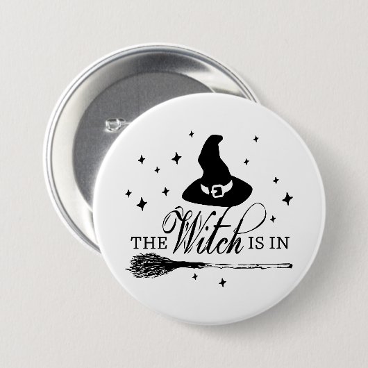The Witch Is In | ハロウィンの魔女の帽子と箒 缶バッジ (正面&裏面)