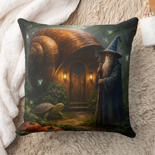 The wizard of the Shell fantasy snail accent throw クッション (ブランケット)