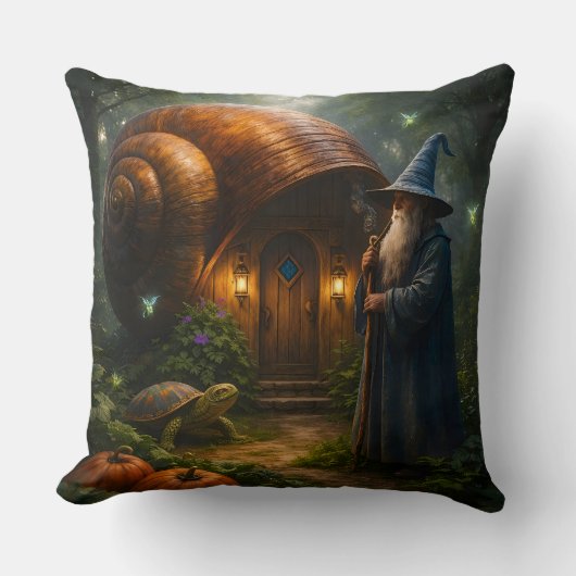 The wizard of the Shell fantasy snail accent throw クッション (正面)