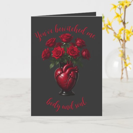 Theatrical Bouquet Of Deep Red Roses  カード (黄色い花)