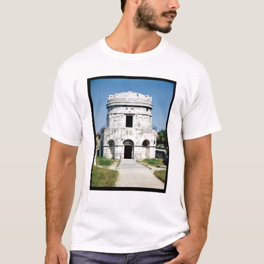 Theodoricのマウソレウム Tシャツ (正面)