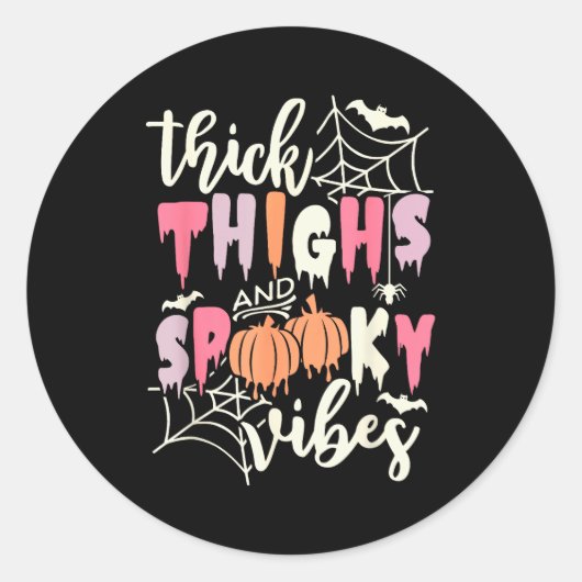 Thick Thighs And Soky Vibes Retro Groovy Halloween ラウンドシール (正面)