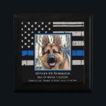 Thin Blue Line – オフィサーK9 EOW – 警察犬写真 ギフトボックス<br><div class="desc">この薄い最高の青い線の警察の犬の写真のフレームの記念の箱とあなたのパートナーと友カスタム人を尊重しなさい。K9の役員の写真、名前、時計の終了日でパーソナライズ。引用文：愛生まれに、奉仕に訓練、最後に忠実。COPYRIGHT © 2020 Judy Burrows,  Black Dog Art - All Rights Reserved.薄い青い線 – 警官K9 EOW – 警察犬の写真ギフトボックス</div>