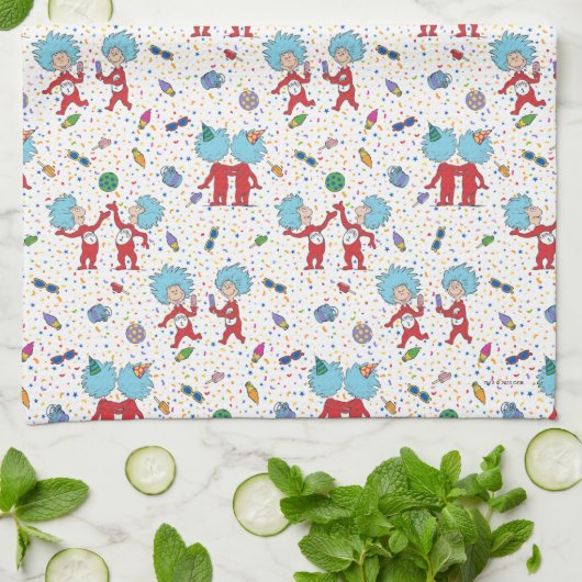 Thing One Thing Twoお祝い キッチンタオル (折り畳み)