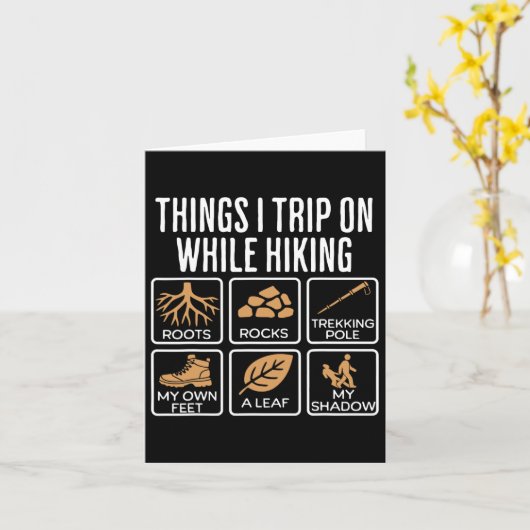 Things I Trip On While Hiking Roots Rocks Trekking カード (黄色い花)