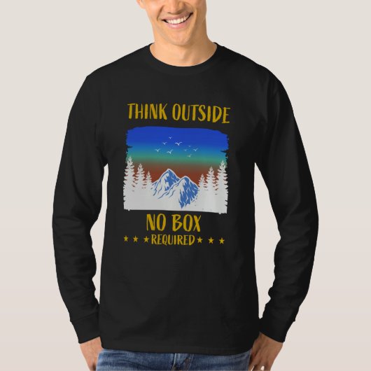 Think Outside Box Outfit For Hiking Father's Day Tシャツ (正面)