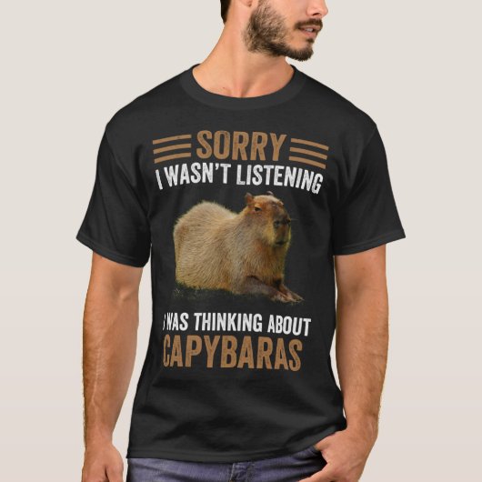 Thinking About Capybaras  Capybara Gnawer  Humor Tシャツ (正面)