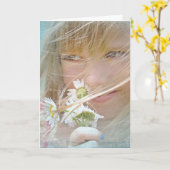 thinking of you-girl with daisies カード (黄色い花)
