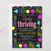 Thirty & Thrivingブラック&レトロ誕生日 招待状 (正面)
