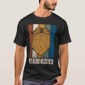 This Beard Needs Beer  Drinking Humor Drinker Tシャツ (正面)