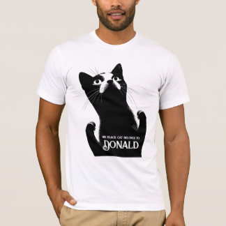 This Black Cat Belongs to [Name] – Personalized Tシャツ