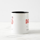 This Dad Is a Veteran Mug – Patriotic Gift ツートーンマグカップ (中央)