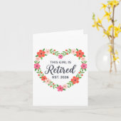 This Girl Is Retired Est 2026 Floral Retirement Wo カード (黄色い花)