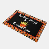 This House Belongs to a Pickleball Queen - Orange ドアマット (アングル)