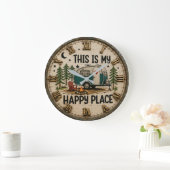 This Is My Happy Place Cabin & Camper Gift ラージ壁時計 (ホーム)