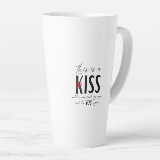 This Mug is a Kiss カフェラテマグ (右アングル)