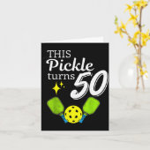 This pickle turns 50 pickleball 50th birthday  カード (黄色い花)
