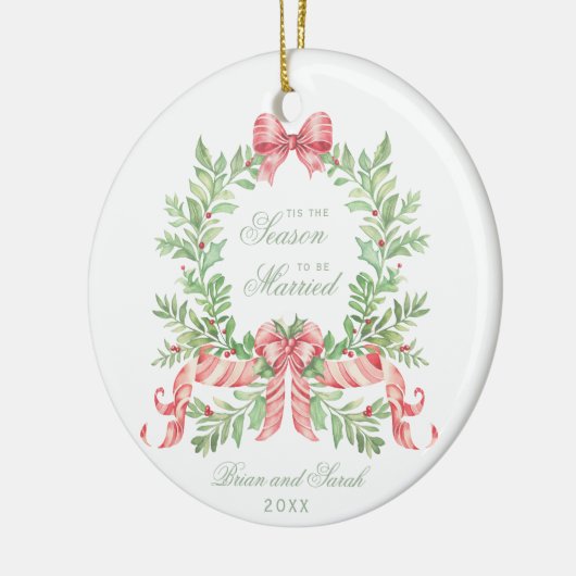 This the Season to Be 結婚した初めてのクリスマス写真 セラミックオーナメント (左)