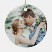 This the Season to Be 結婚した初めてのクリスマス写真 セラミックオーナメント (裏面)