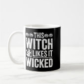 This Witch Likes It Wicked Funny Halloween Broom  コーヒーマグカップ (左)