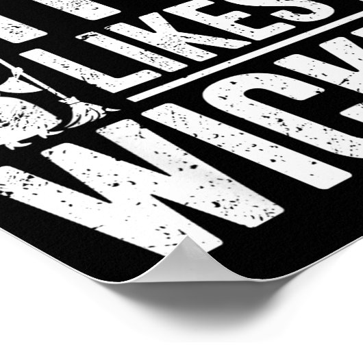 This Witch Likes It Wicked Funny Halloween Broom  ポスター (角)