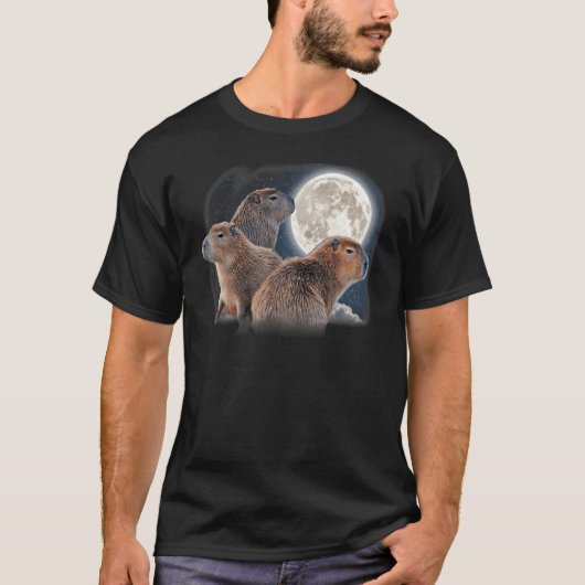 Three Capybaras And Moon  Capybara Tシャツ (正面)