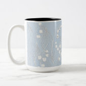 Three Dimensional Lily of the Valley Flowers Mug ツートーンマグカップ (左)