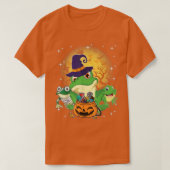 Three Frogs Mummy Witch Moon Ghosts Pumpkin Candy Tシャツ (デザイン正面)