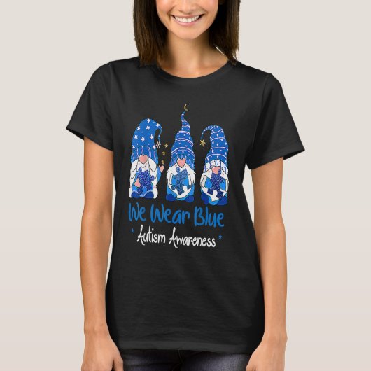 Three Gnomes Holding Blue Puzzle Autism Awareness Tシャツ (正面)