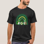 Three Gnomes Holding Shamrock Leopard Plaid St Pat Tシャツ (正面)