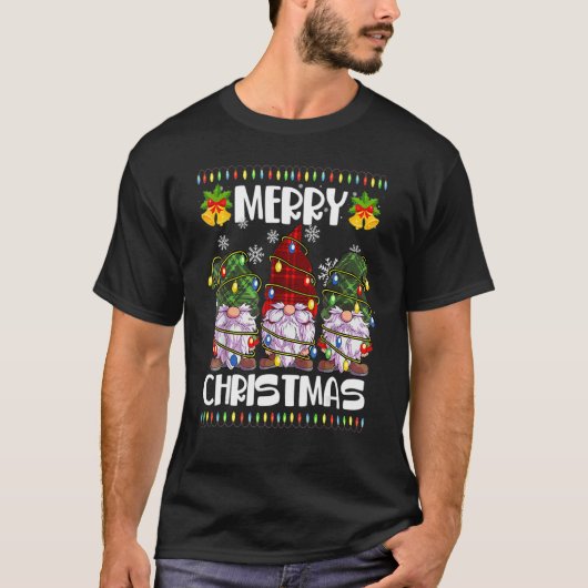 Three Gnomes Matching Family Merry Christmas Tree  Tシャツ (正面)