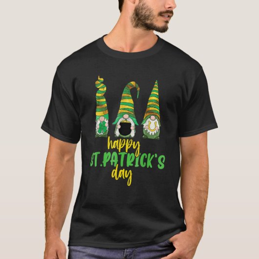 Three Gnomes Shamrock Happy St Patrick's Day Go Lu Tシャツ (正面)