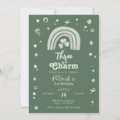 Three Is A Charm Shamrock Any Age Birthday 招待状 (正面)