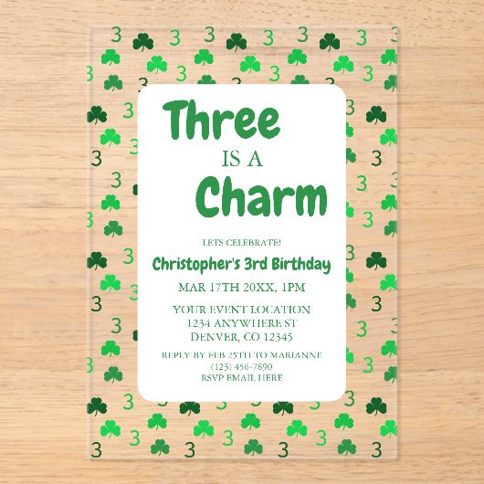 Three Is A Charm St Patrick's Day 3rd Birthday アクリル招待状 (正面)